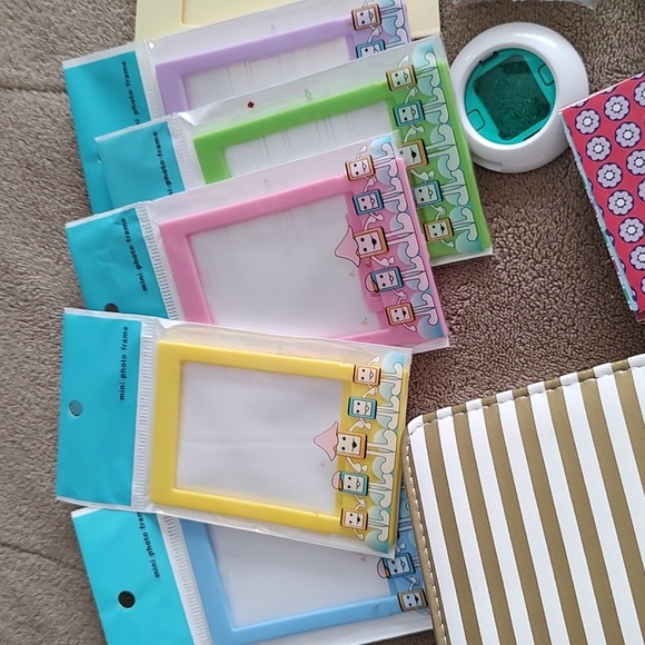 Kids Instax.Mini 9 Camera And Accessories - Picture 4 of 7